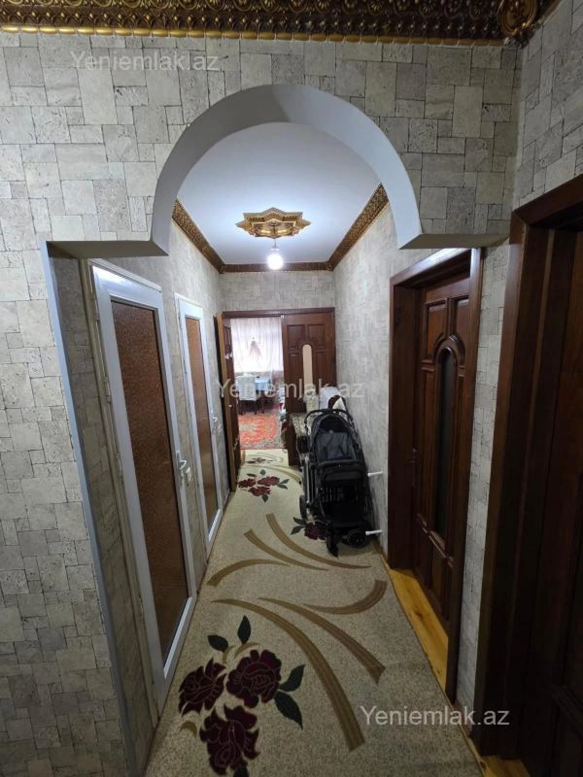 Satılır 3 otaqlı köhnə tikili 75 m²