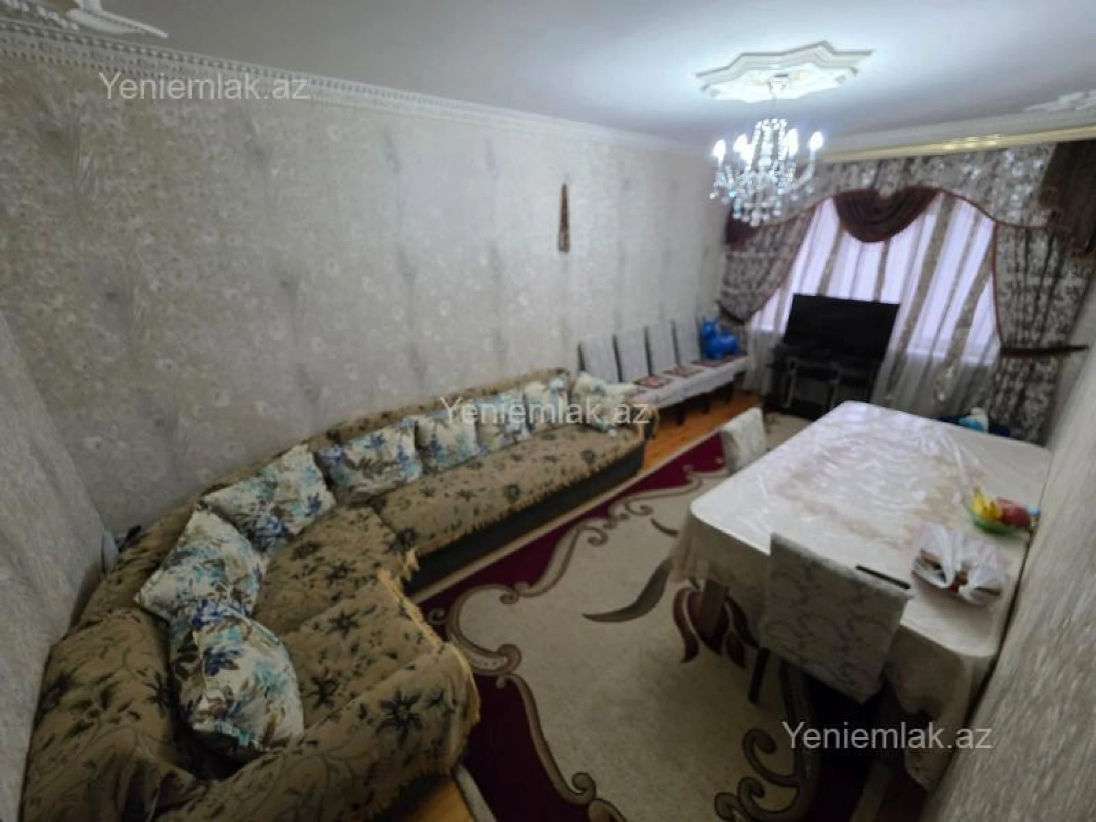 Satılır 3 otaqlı köhnə tikili 75 m²