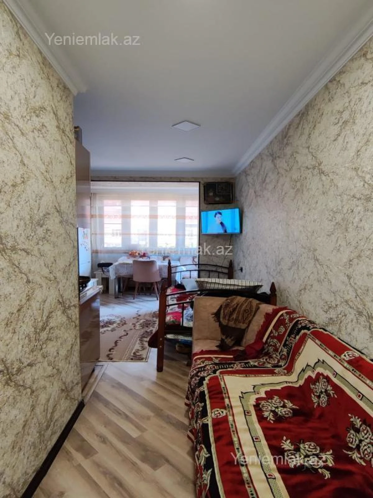 Satılır 2 otaqlı köhnə tikili 55 m²