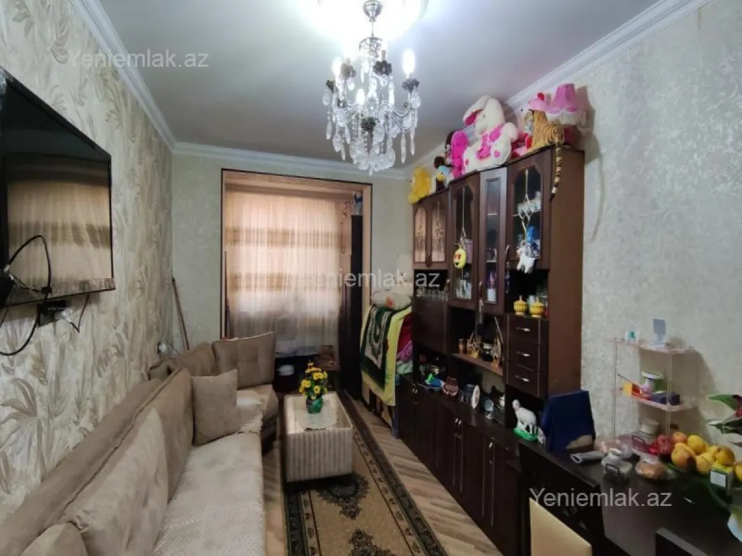 Satılır 2 otaqlı köhnə tikili 55 m²