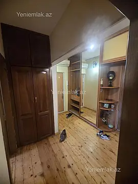 Satılır 3 otaqlı köhnə tikili 80 m²