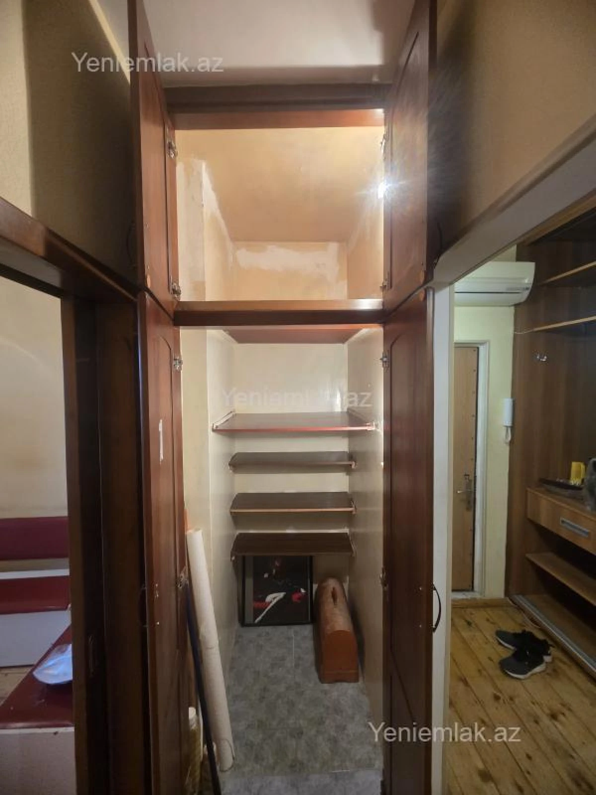 Satılır 3 otaqlı köhnə tikili 80 m²