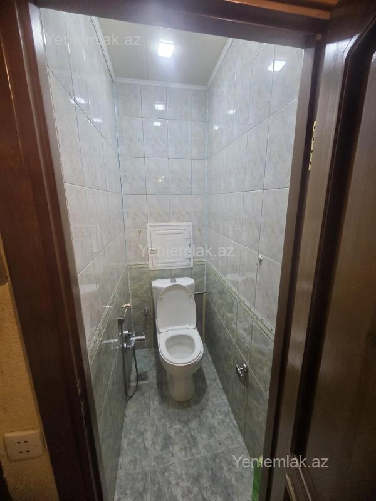 Satılır 3 otaqlı köhnə tikili 80 m²