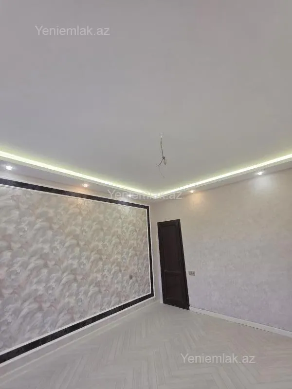 Satılır 7 otaqlı həyət evi 360 m²