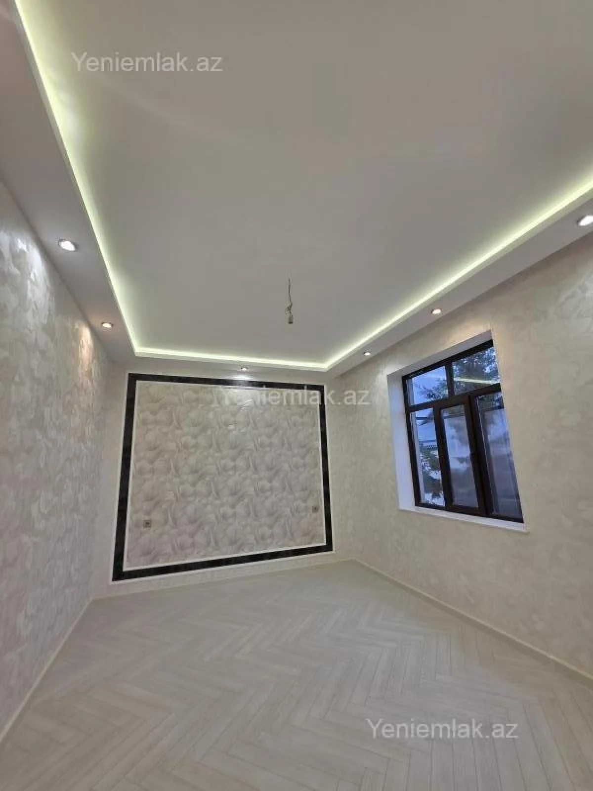 Satılır 7 otaqlı həyət evi 360 m²