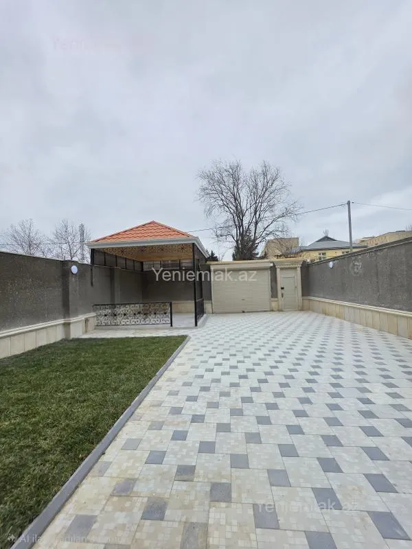 Satılır 7 otaqlı həyət evi 360 m²