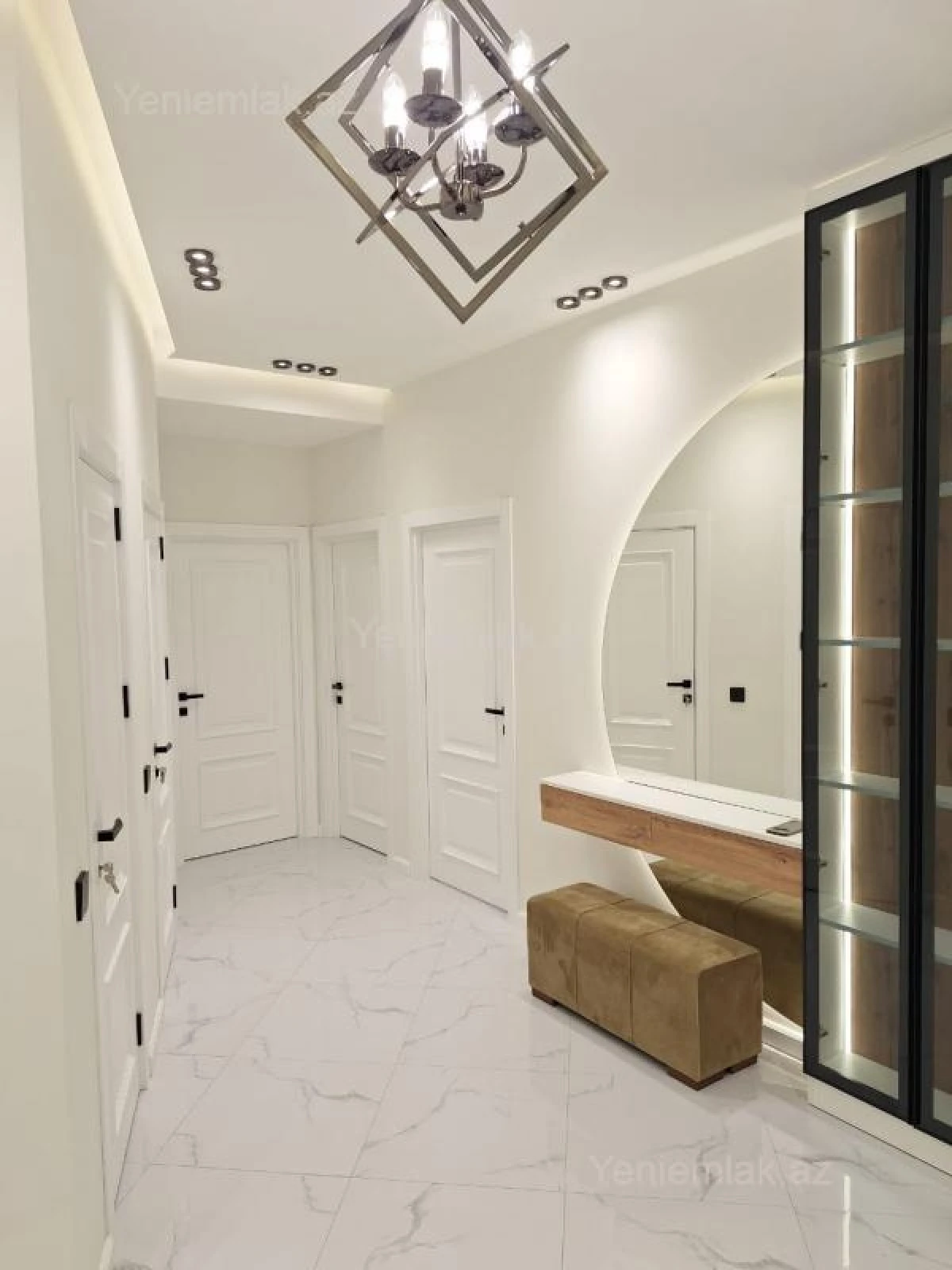 Satılır 3 otaqlı yeni tikili 100 m²