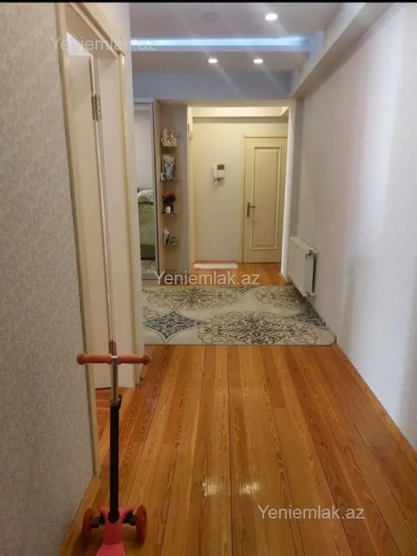 Satılır 3 otaqlı yeni tikili 85 m²