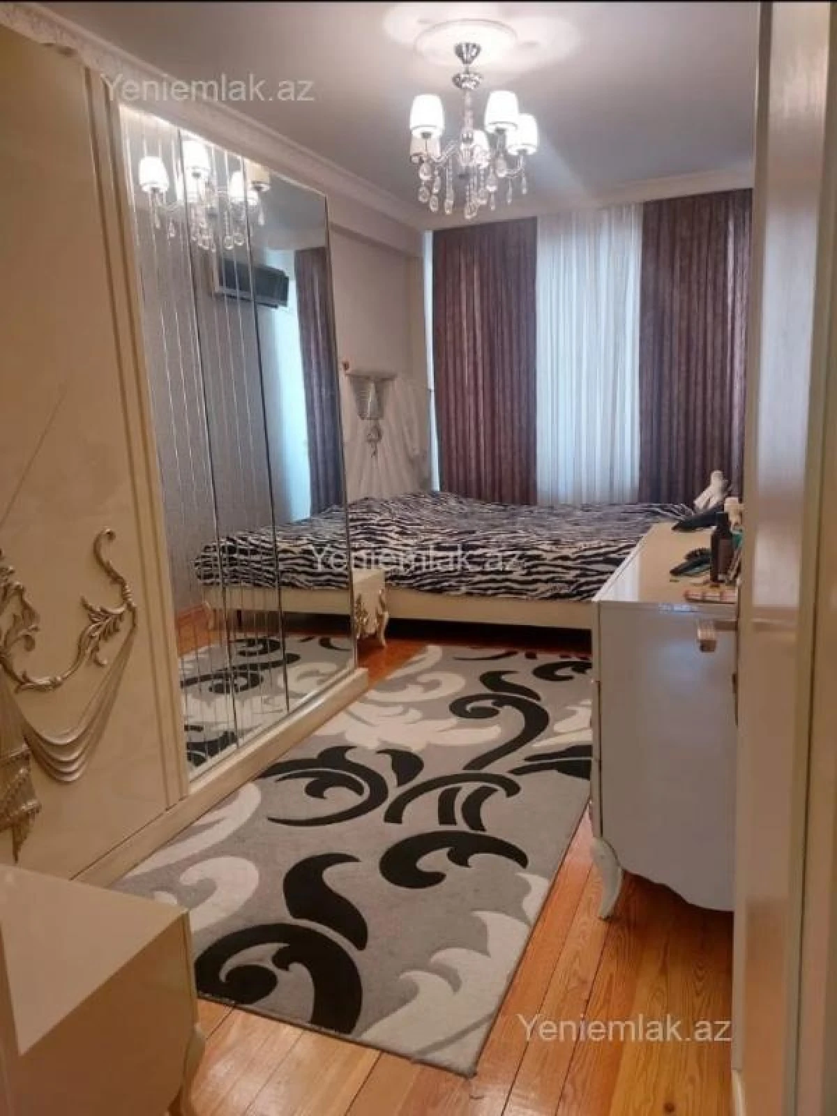 Satılır 3 otaqlı yeni tikili 85 m²