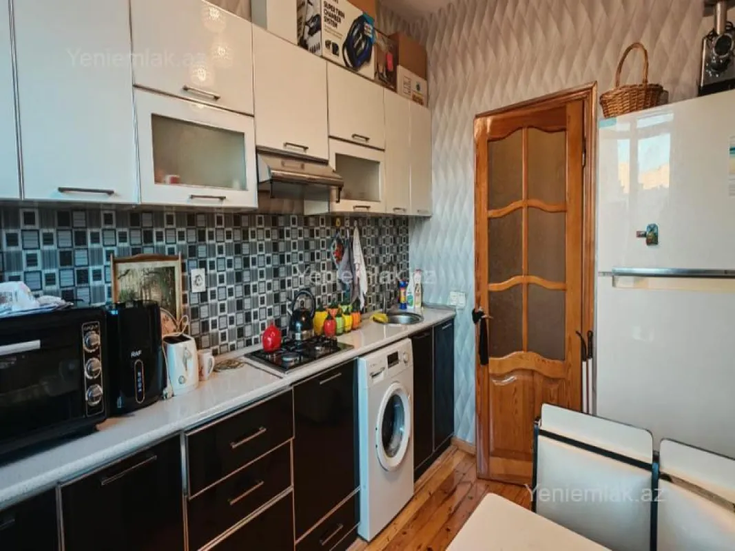 Satılır 2 otaqlı yeni tikili 90 m²