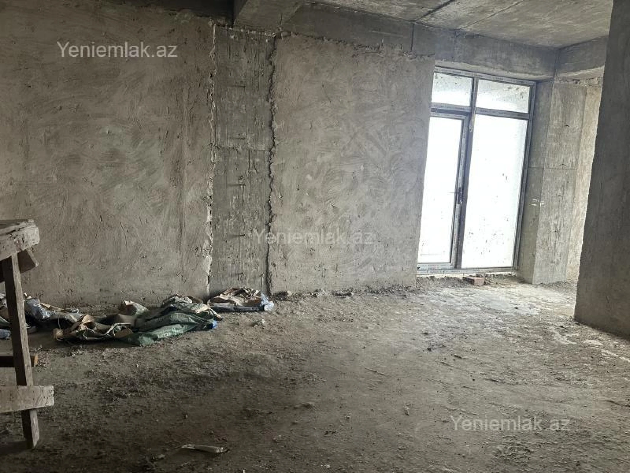 Satılır 2 otaqlı yeni tikili 76 m²