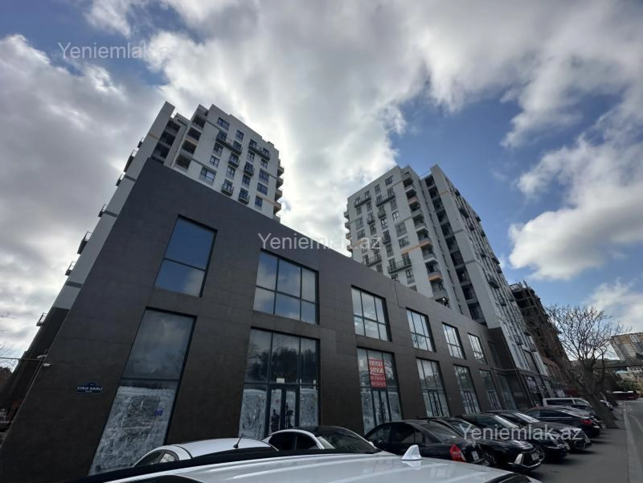 Satılır 2 otaqlı yeni tikili 76 m²