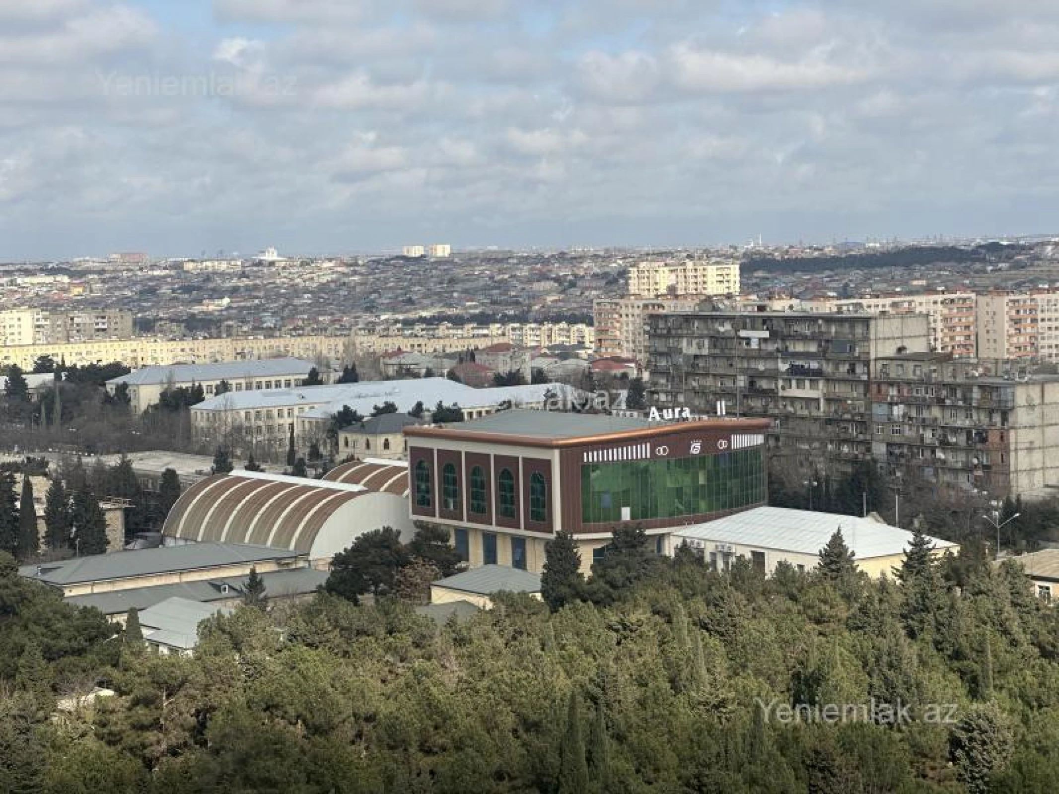 Satılır 2 otaqlı yeni tikili 76 m²