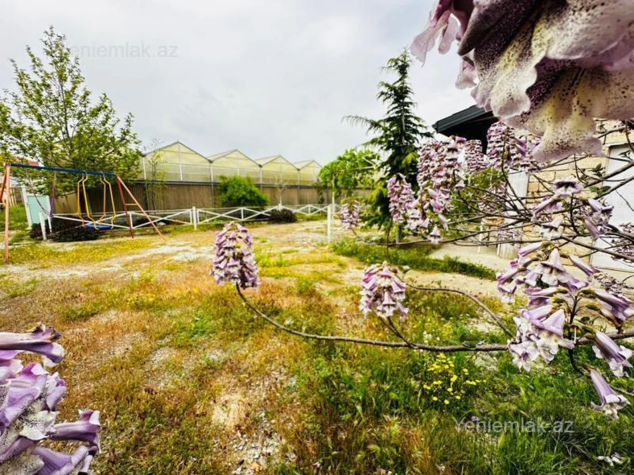 Satılır 7 otaqlı obyekt 1500 m²