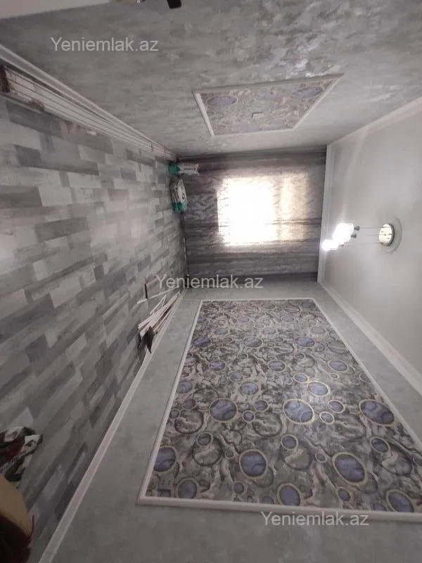 Satılır 3 otaqlı köhnə tikili 75 m²