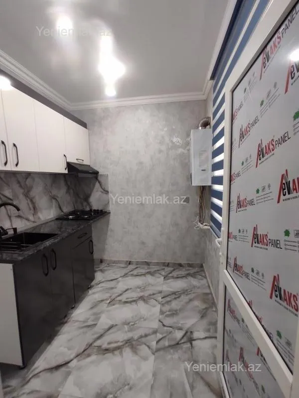 Satılır 3 otaqlı köhnə tikili 75 m²