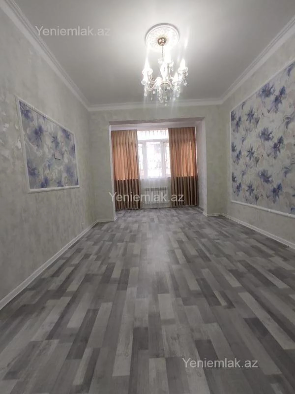 Satılır 3 otaqlı köhnə tikili 75 m²