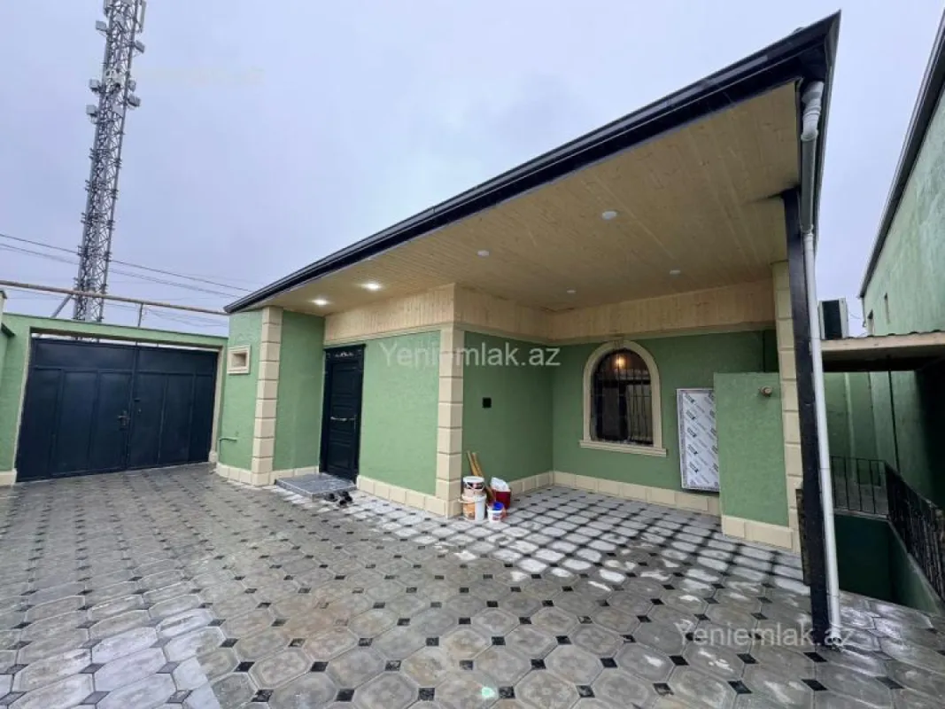 Satılır 4 otaqlı həyət evi 120 m²
