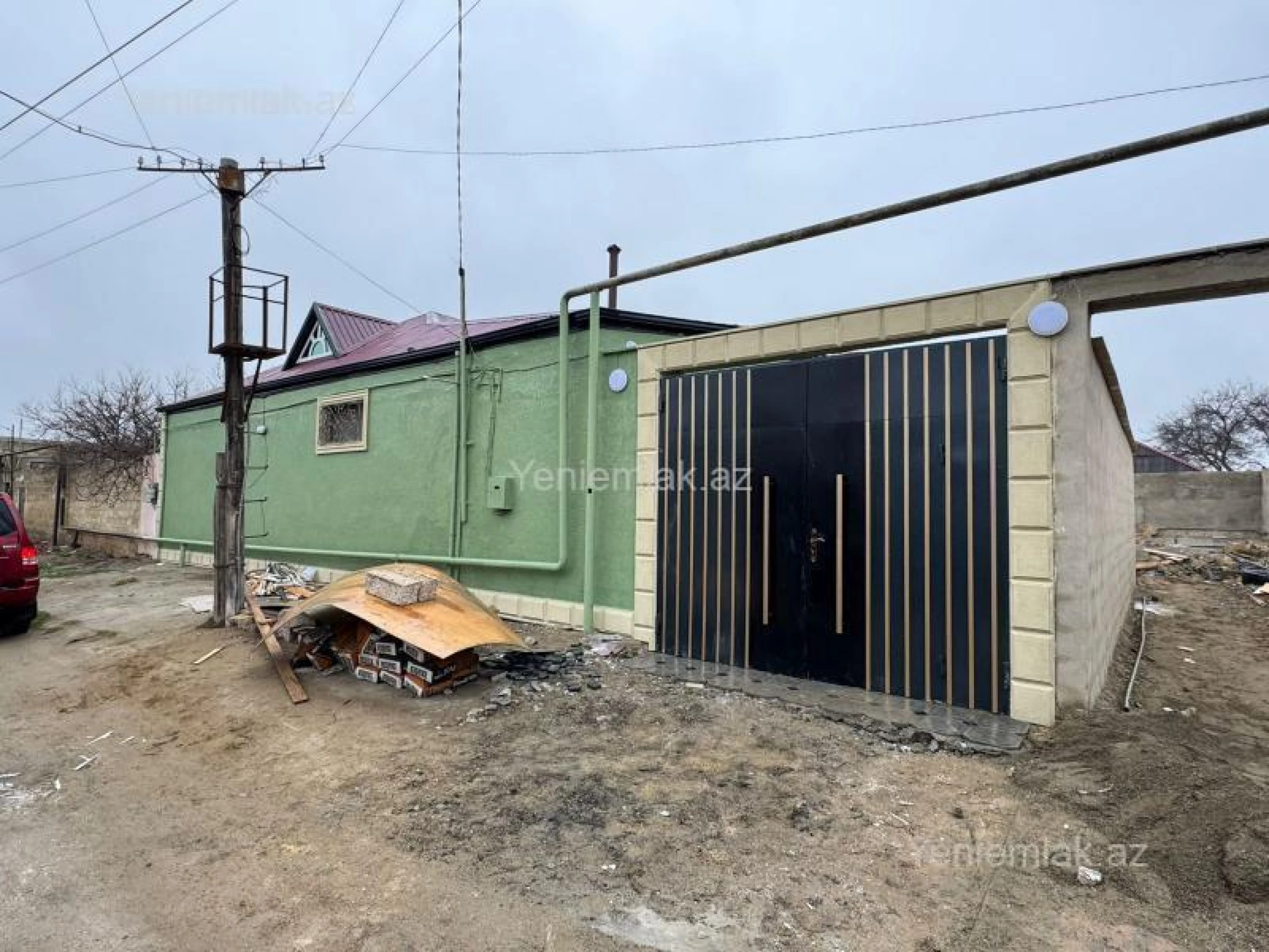 Satılır 4 otaqlı həyət evi 120 m²