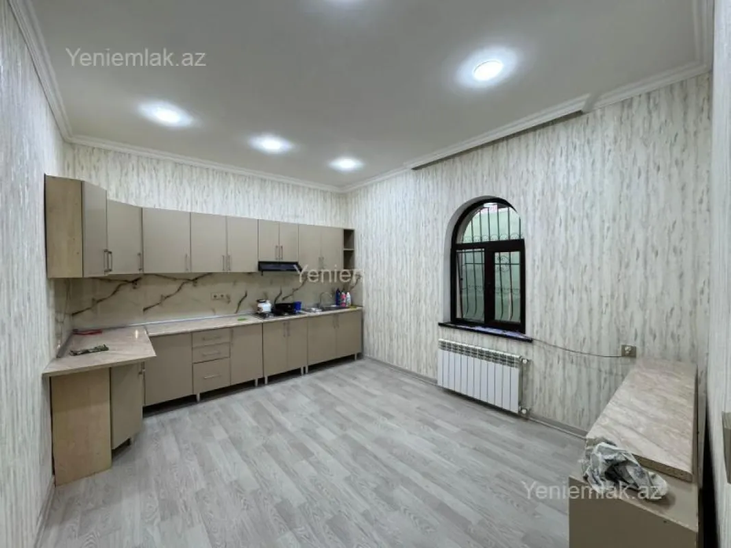 Satılır 4 otaqlı həyət evi 120 m²