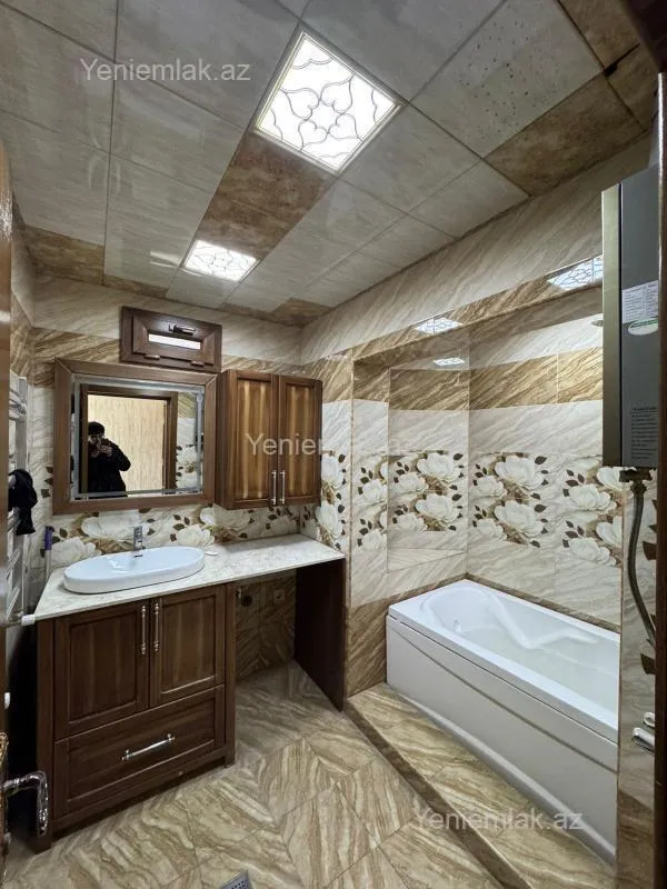 Satılır 4 otaqlı həyət evi 120 m²