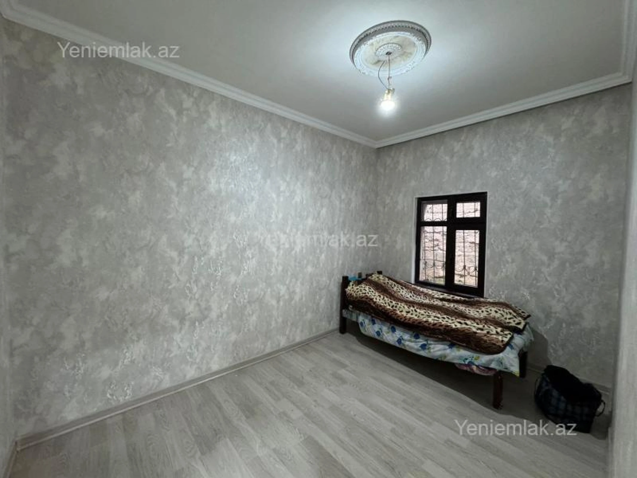 Satılır 4 otaqlı həyət evi 120 m²