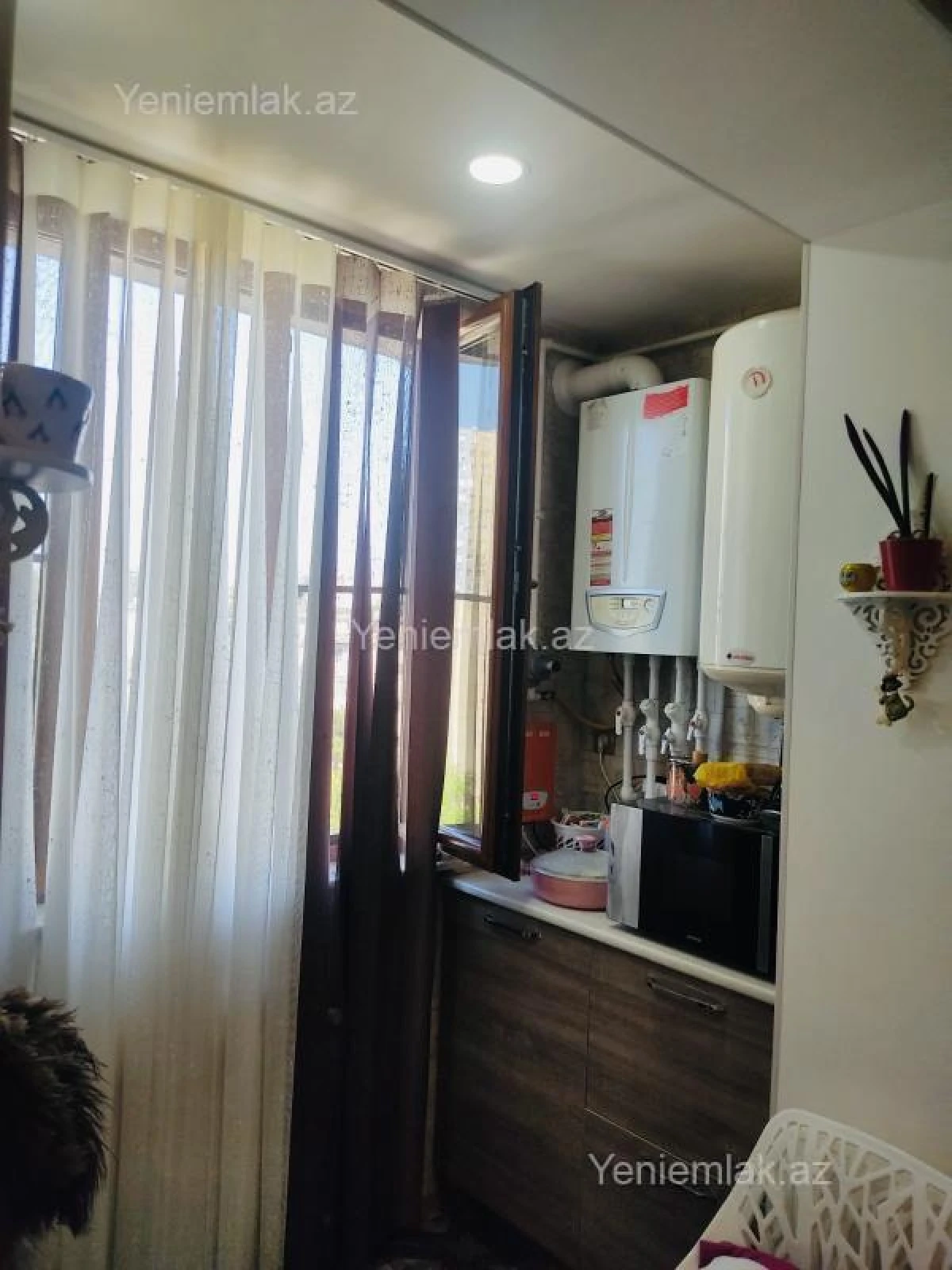 Satılır 3 otaqlı köhnə tikili 80 m²