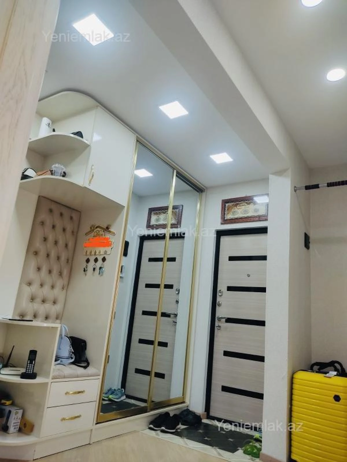 Satılır 3 otaqlı köhnə tikili 80 m²