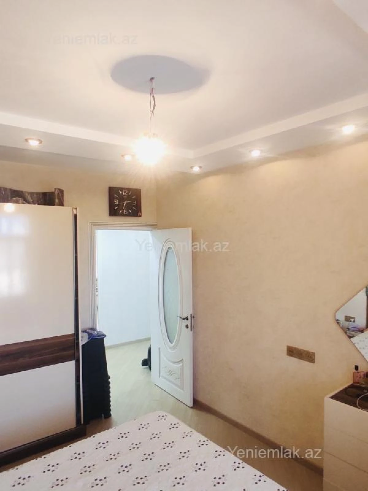 Satılır 3 otaqlı köhnə tikili 80 m²