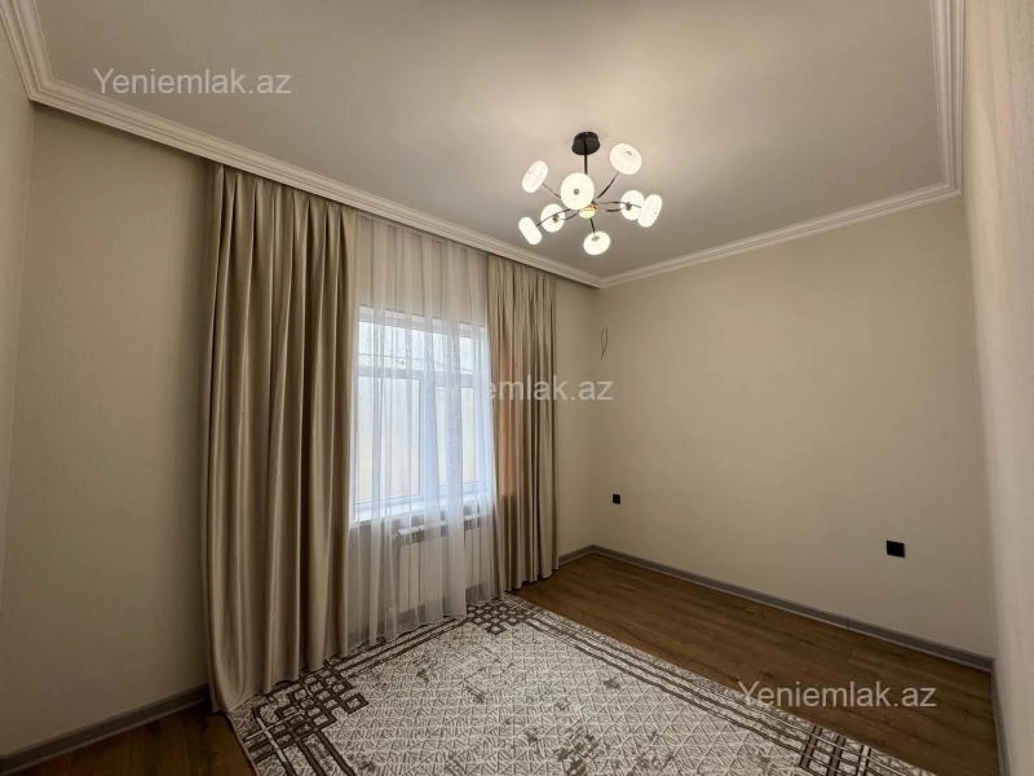 Satılır 4 otaqlı həyət evi 130 m²