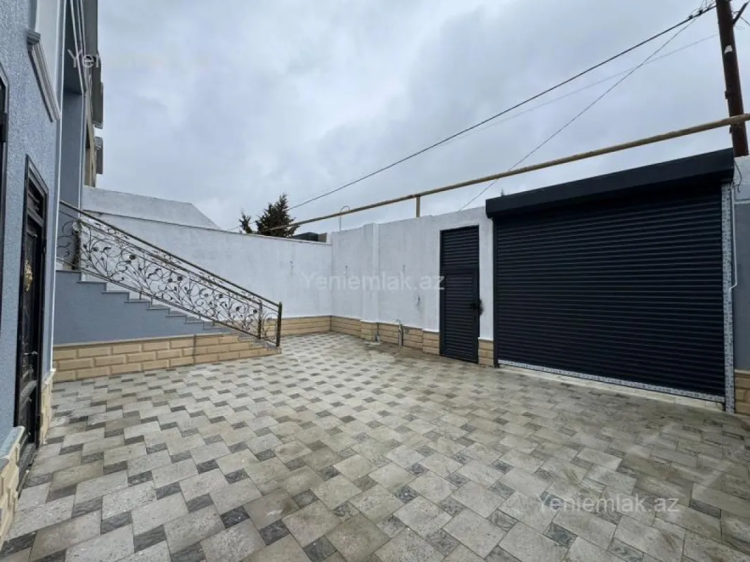 Satılır 4 otaqlı həyət evi 130 m²