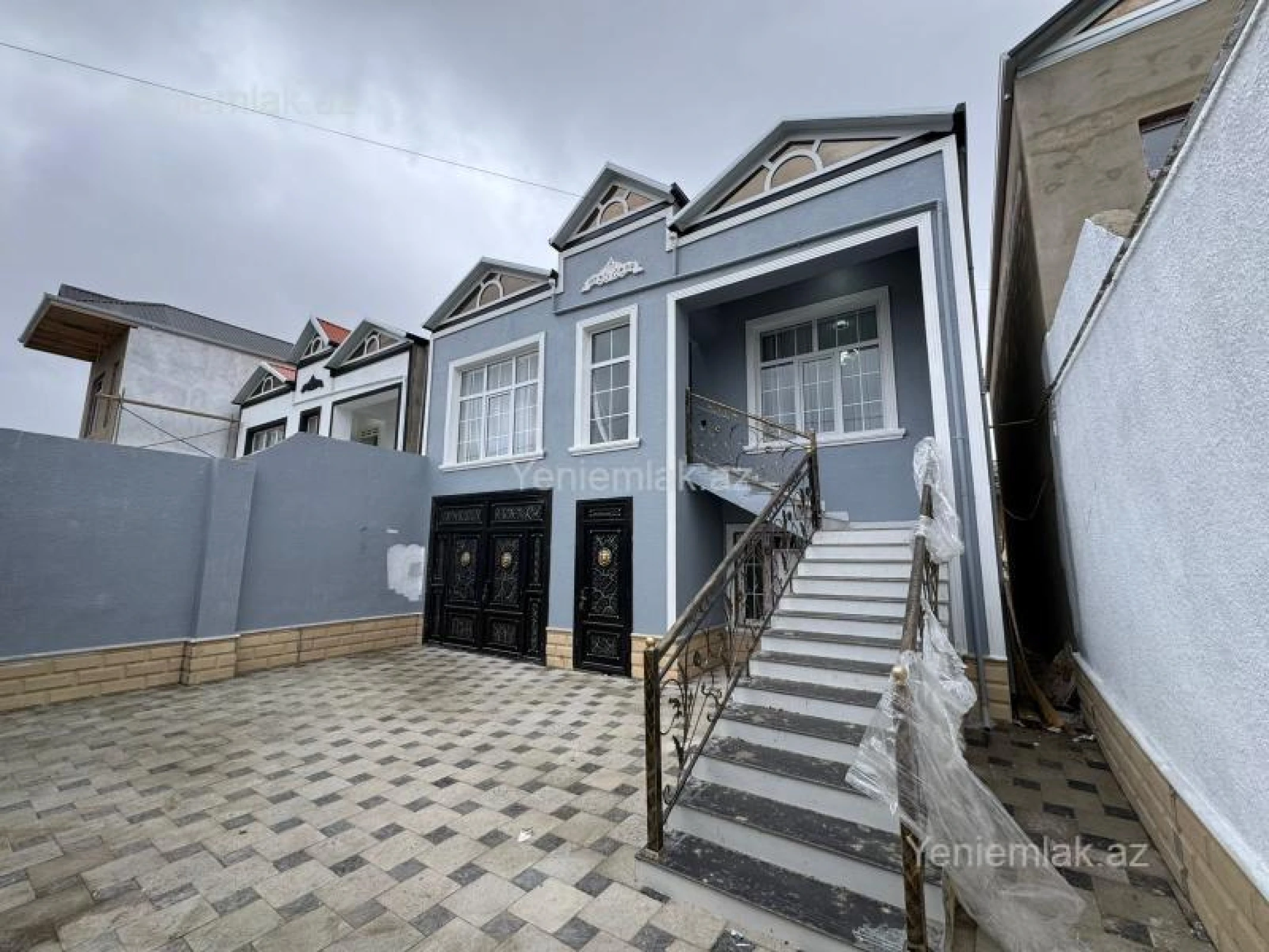 Satılır 4 otaqlı həyət evi 130 m²