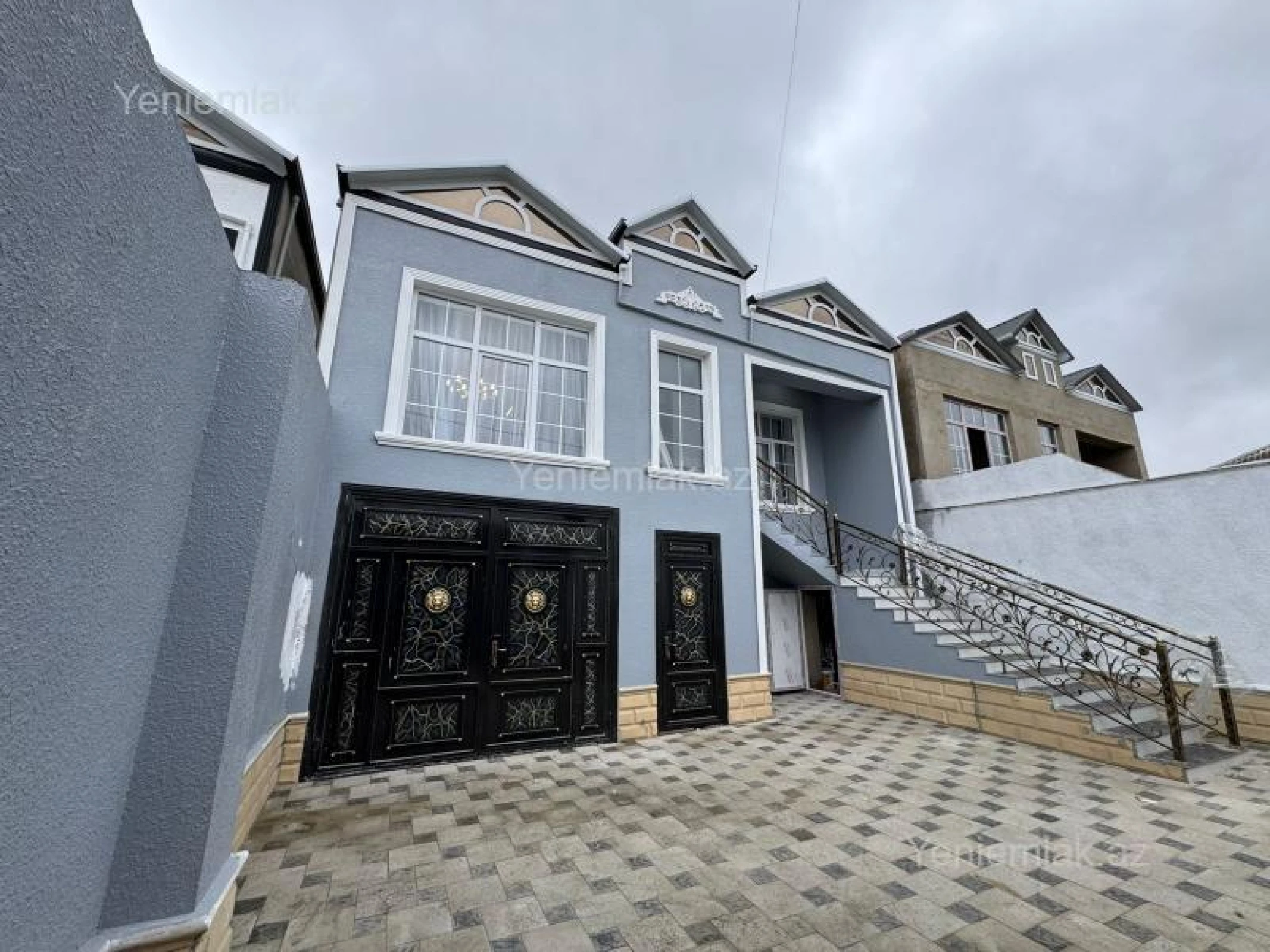 Satılır 4 otaqlı həyət evi 130 m²