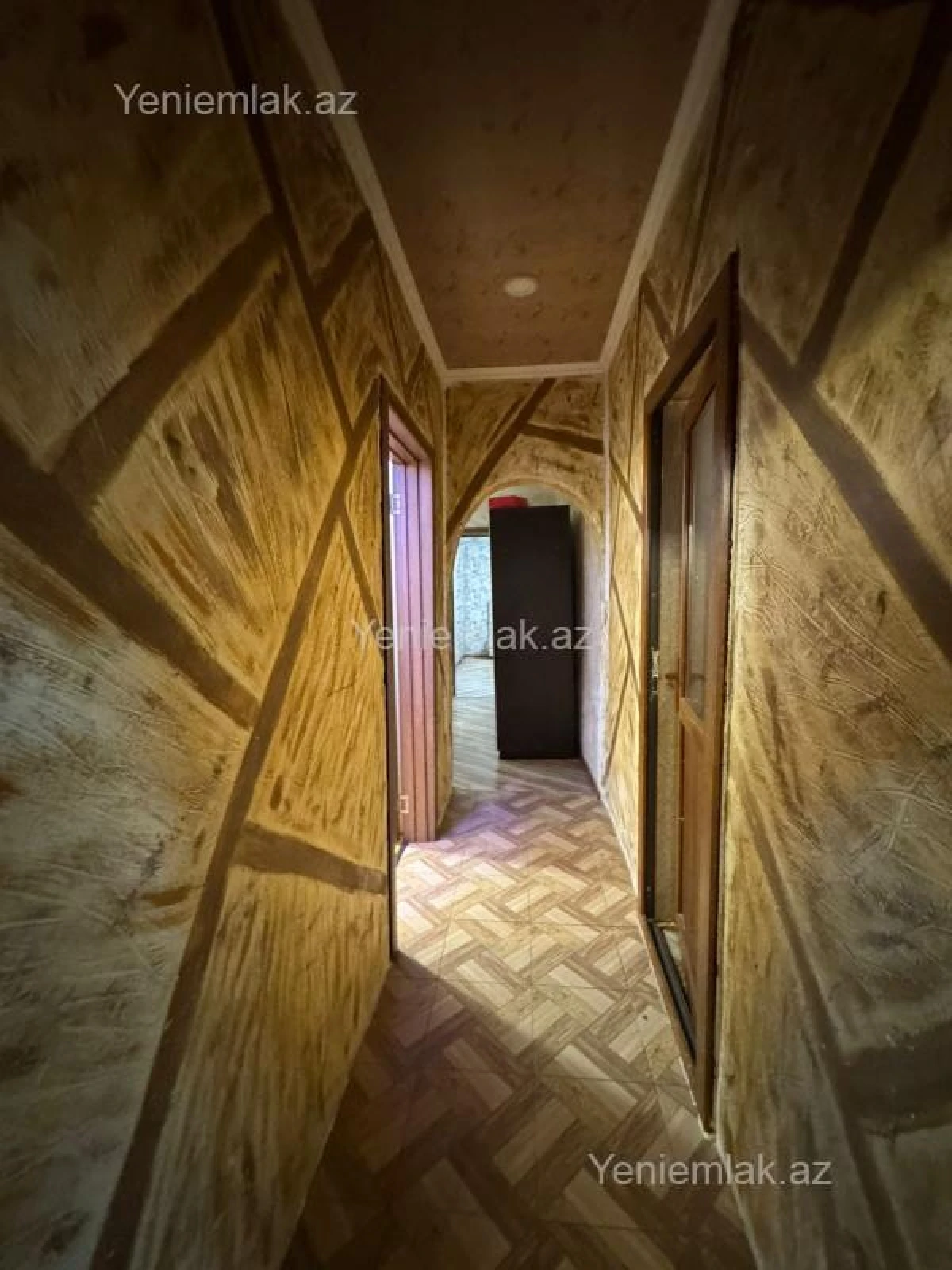 Satılır 5 otaqlı həyət evi 150 m²