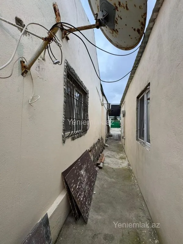 Satılır 5 otaqlı həyət evi 150 m²