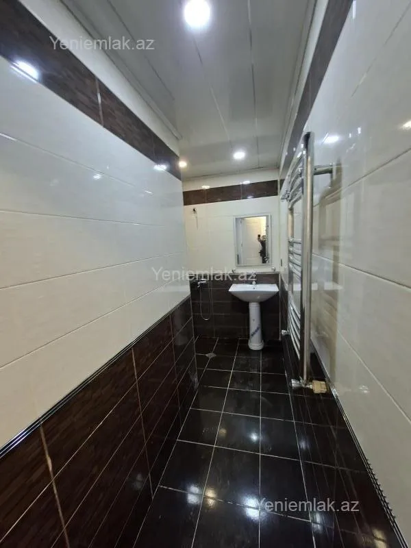 Satılır 2 otaqlı yeni tikili 75 m²
