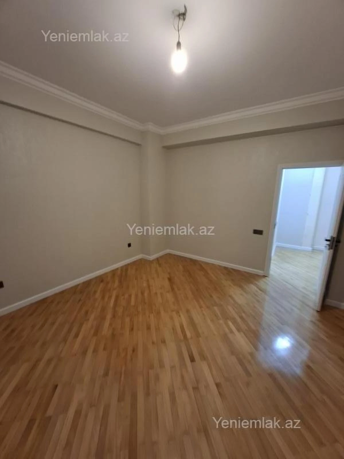 Satılır 2 otaqlı yeni tikili 75 m²
