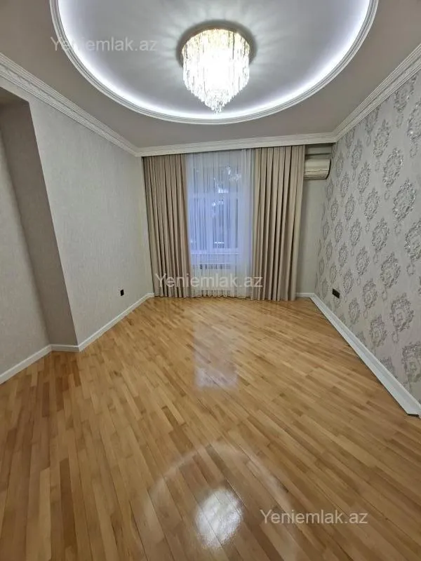 Satılır 2 otaqlı yeni tikili 75 m²