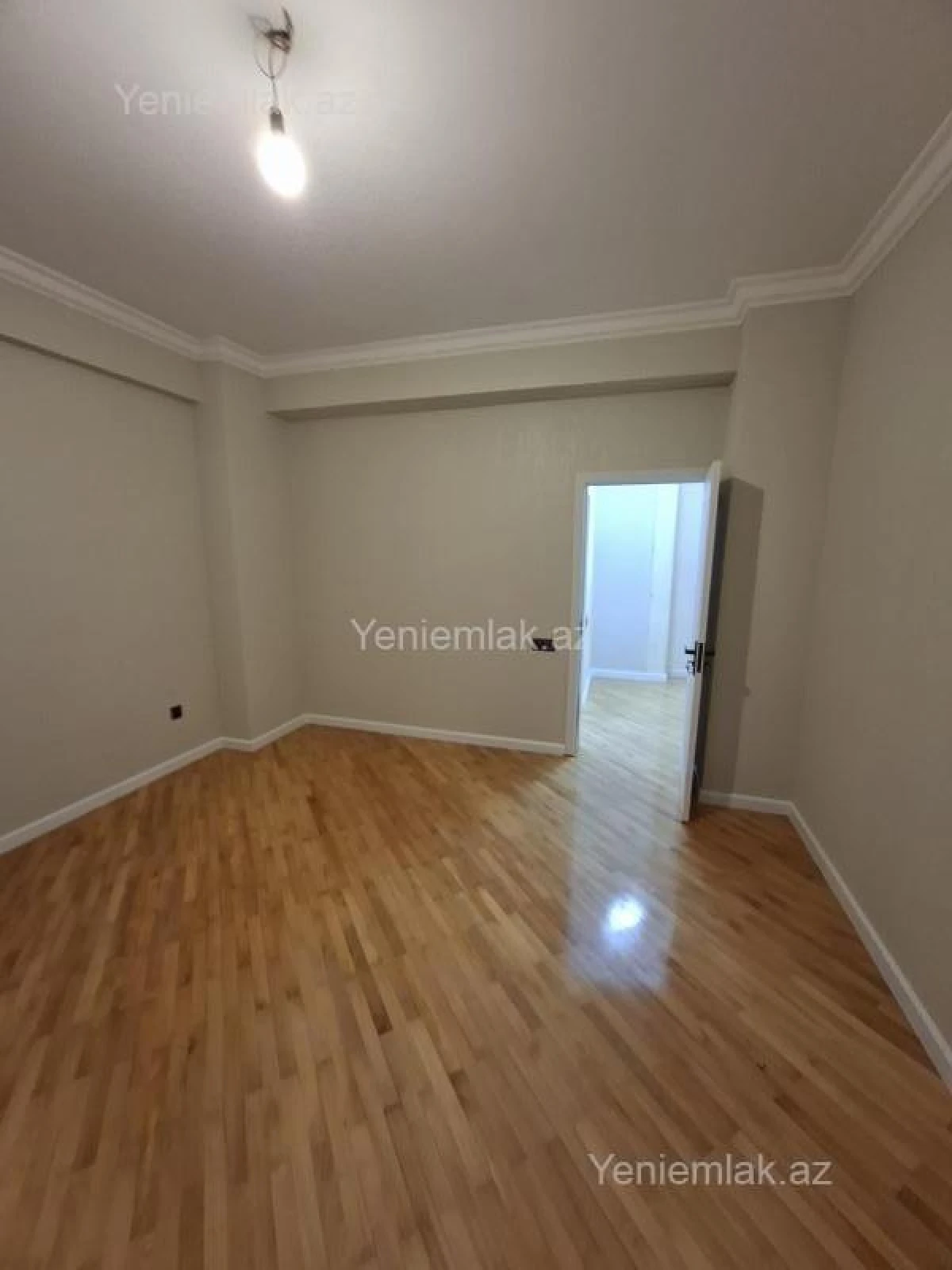 Satılır 2 otaqlı yeni tikili 75 m²
