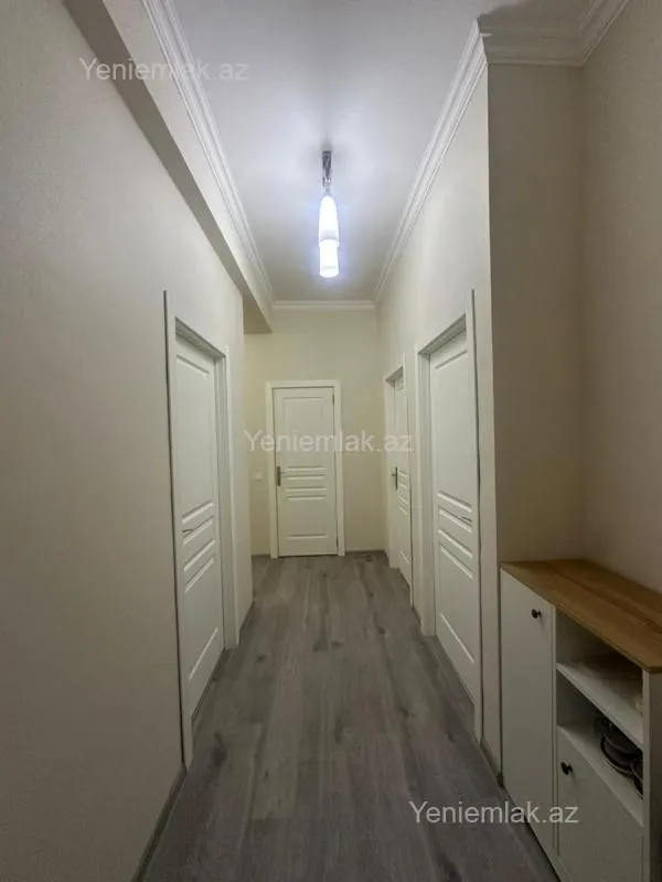 Satılır 3 otaqlı yeni tikili 83 m²