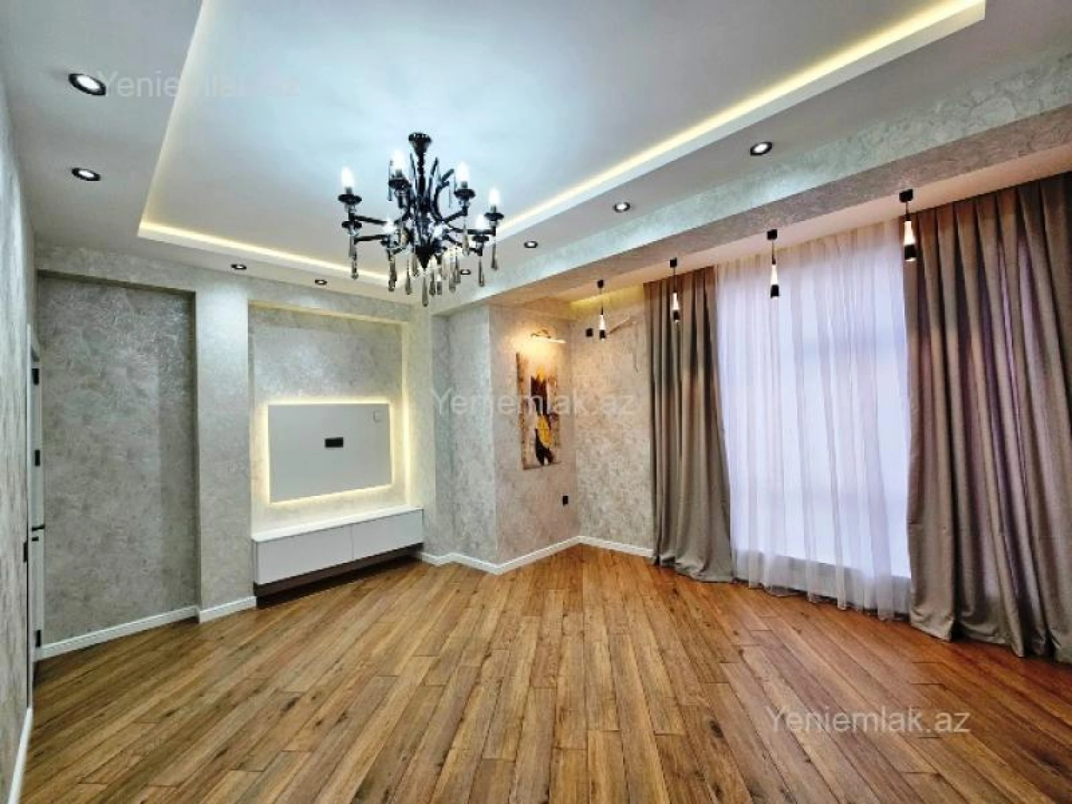 Satılır 3 otaqlı yeni tikili 80 m²