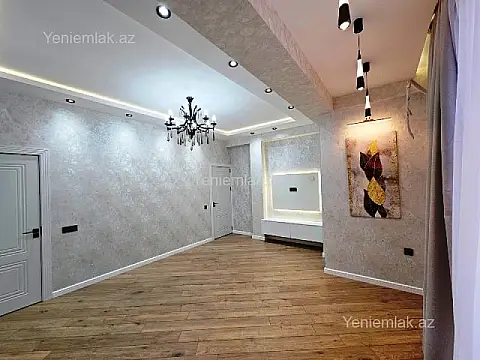 Satılır 3 otaqlı yeni tikili 80 m²