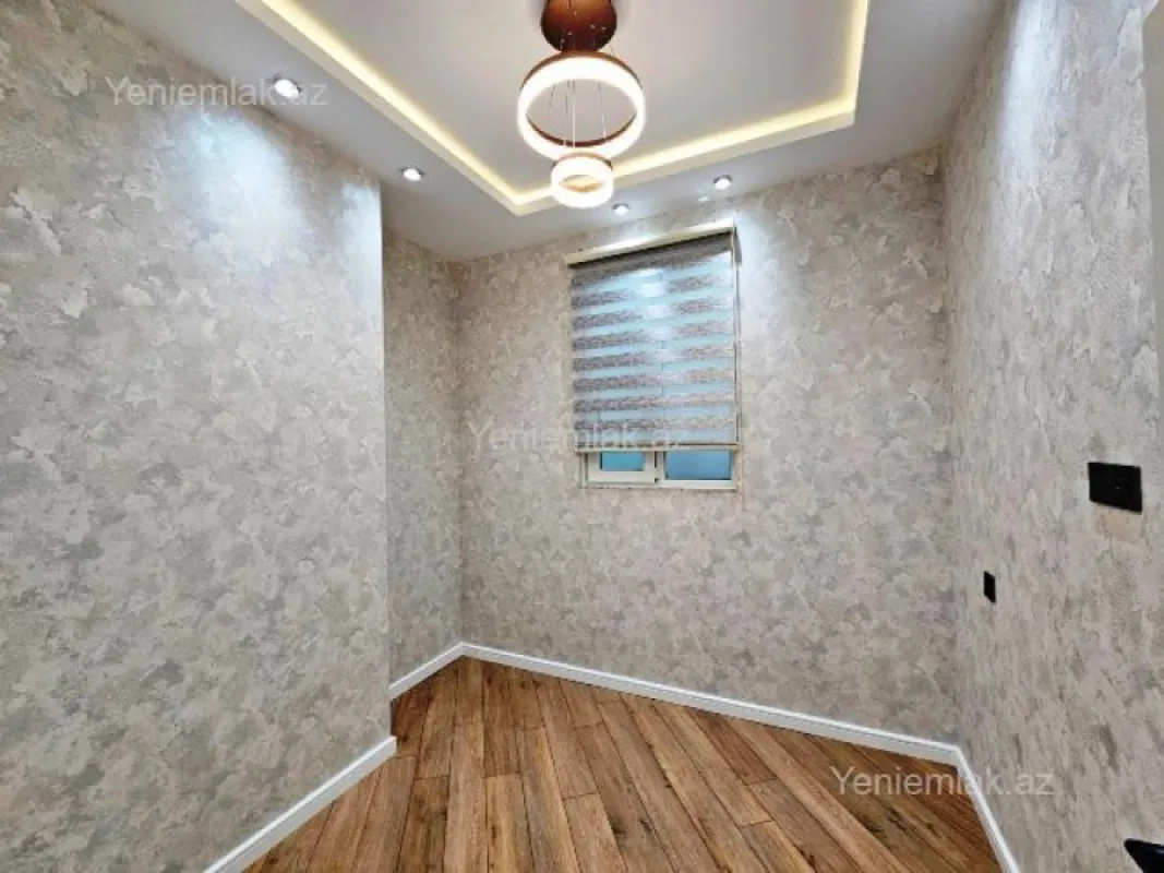 Satılır 3 otaqlı yeni tikili 80 m²