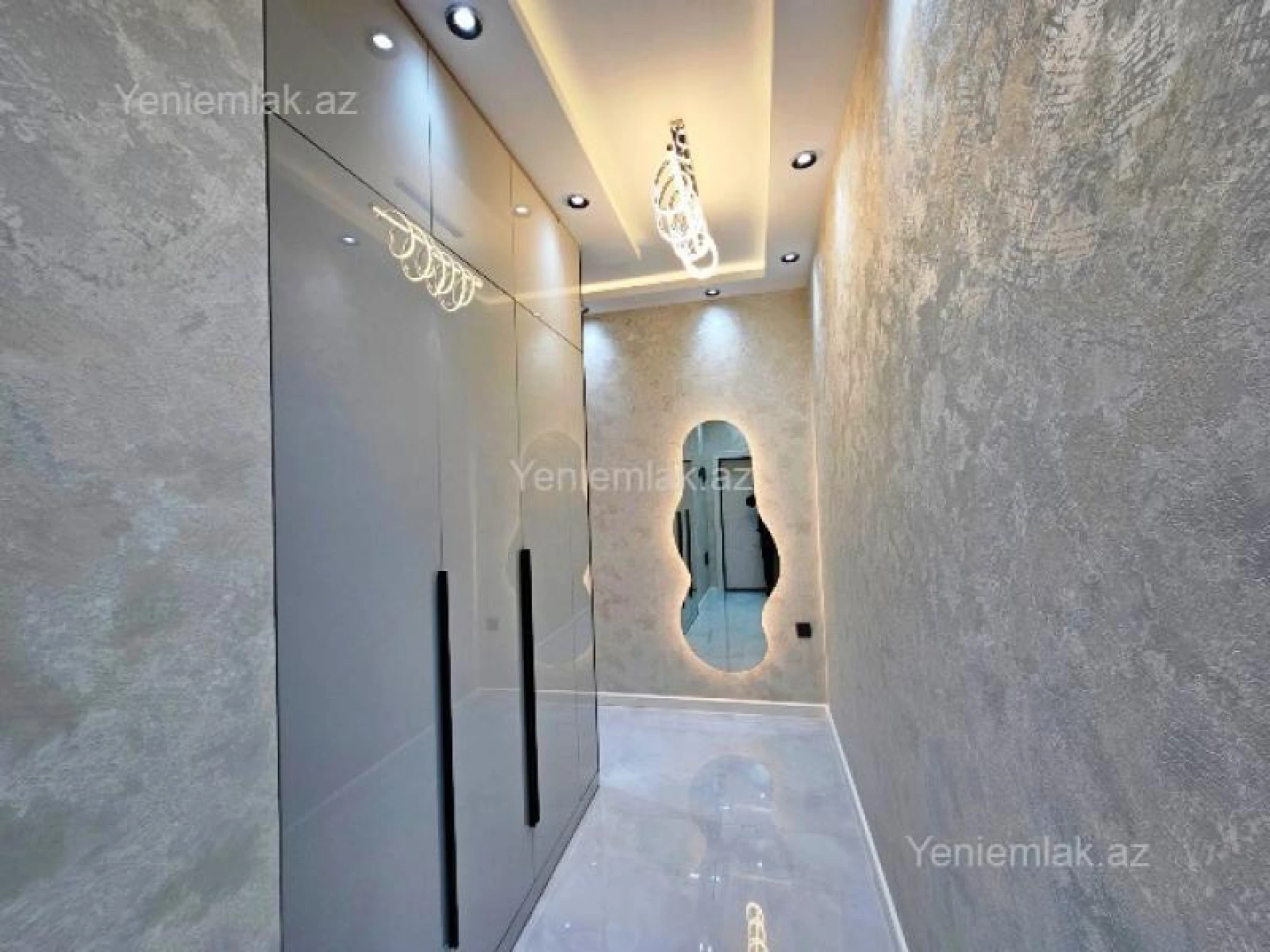 Satılır 3 otaqlı yeni tikili 80 m²