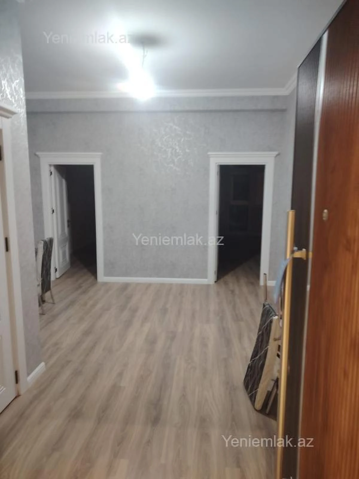 Satılır 3 otaqlı yeni tikili 83 m²