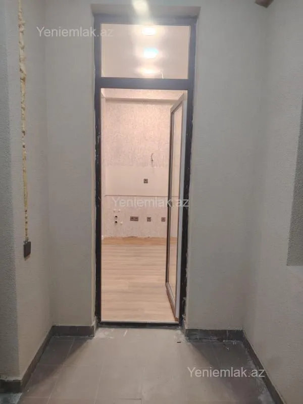 Satılır 3 otaqlı yeni tikili 83 m²