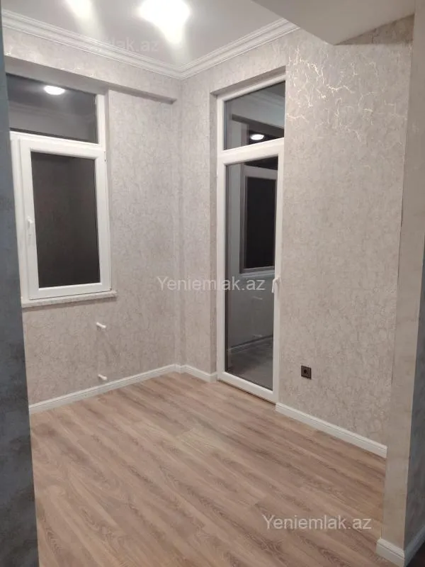 Satılır 3 otaqlı yeni tikili 83 m²