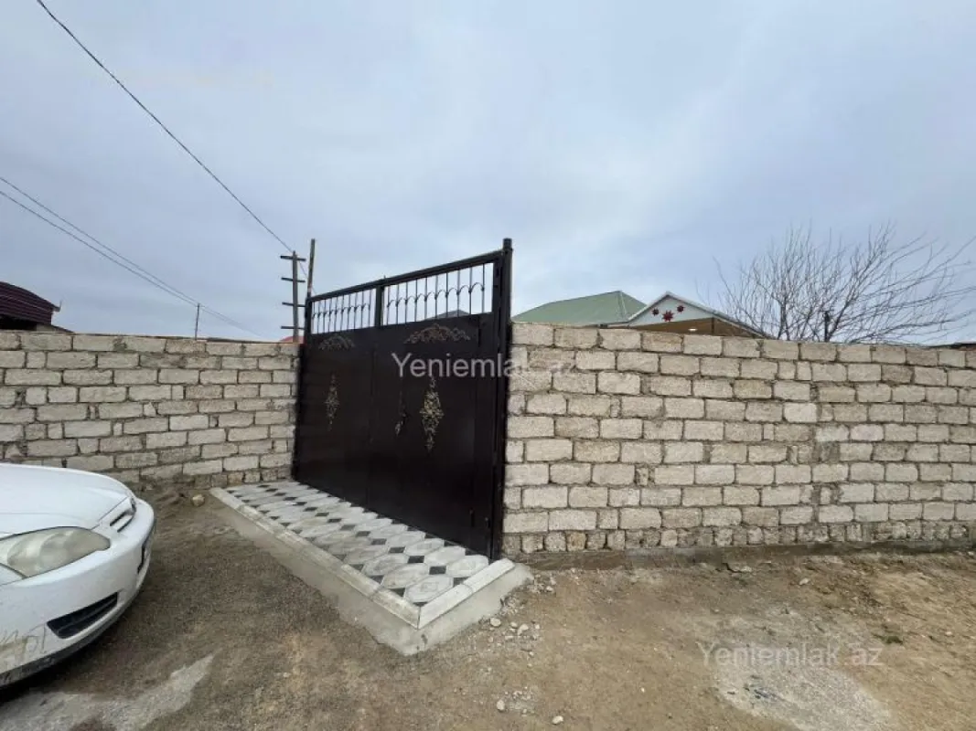 Satılır 3 otaqlı həyət evi 100 m²