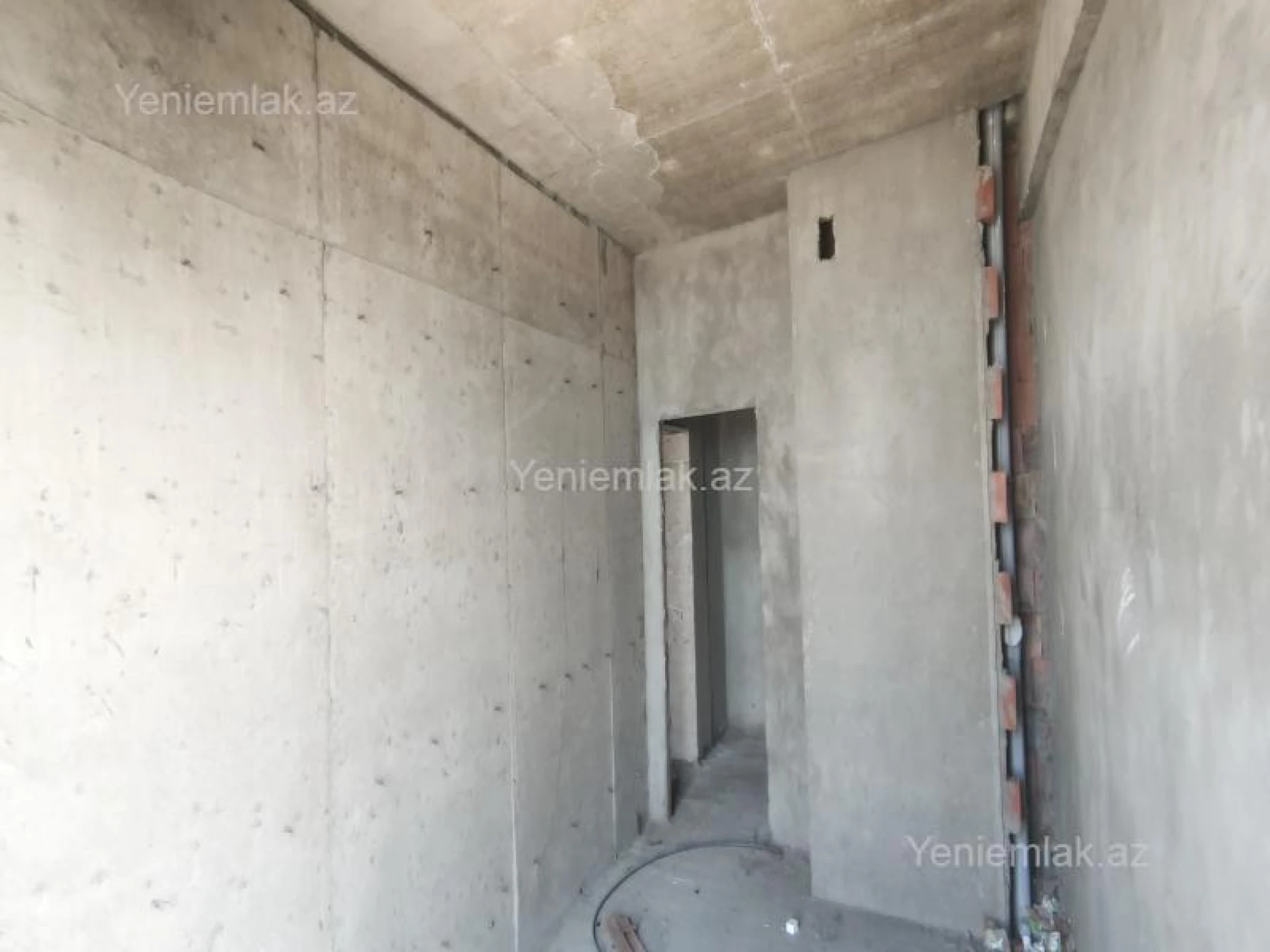 Satılır 2 otaqlı yeni tikili 82 m²