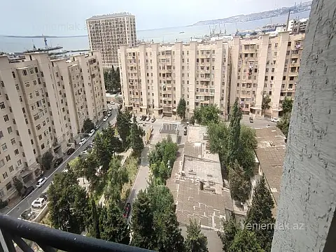 Satılır 2 otaqlı yeni tikili 82 m²